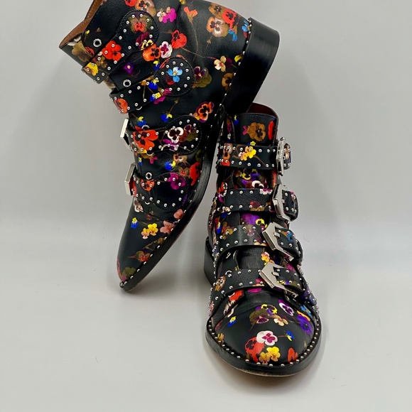 Givenchy Night Pansy Stud & Buckle Drop-Kickers WOMENS SZ 38.5 - Picture 8 of 15